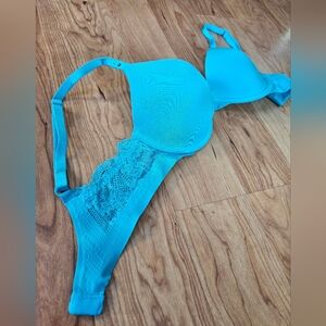 Victoria's Secret Vibrant Blue Biofit Lace Bra